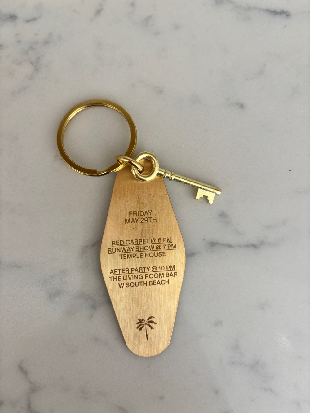 Cupshe Miami Swim Week Gold Teardrop Room Key Keychain Keepsake